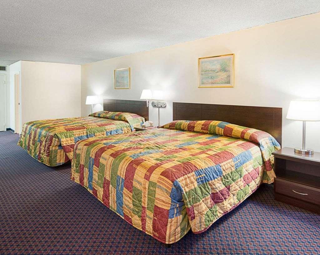 Econo Lodge San Angelo Habitación foto