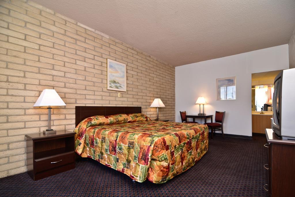 Econo Lodge San Angelo Habitación foto
